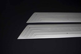 OMSA VW T5 Caravelle Kapı Eşiği 4 Parça 2003 ve Sonrası