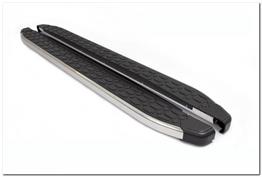 Omsa Line Ford Connect 2022 Sonrası Uzun Şasi Blackline Krom Alınlı Yan Basamak