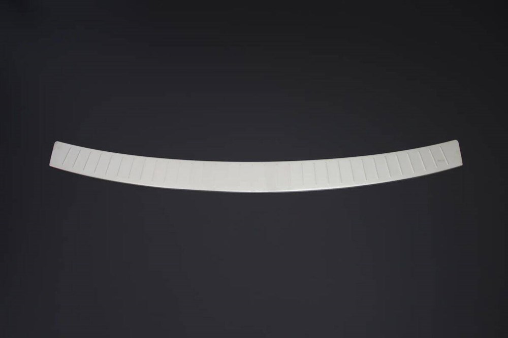 BMW X5 E70 Krom Arka Tampon Eşiği Taşlı 2006-2013 Arası