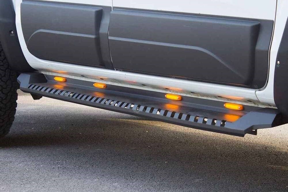 Mitsubishi L200 Dakar Yan Basamak Siyah V1 Işıklı 2006-2015 Arası