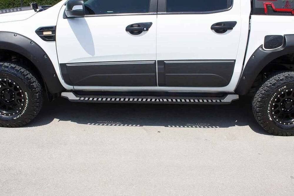 Mitsubishi L200 Dakar Yan Basamak Siyah V1 Işıksız 2006-2015 Arası