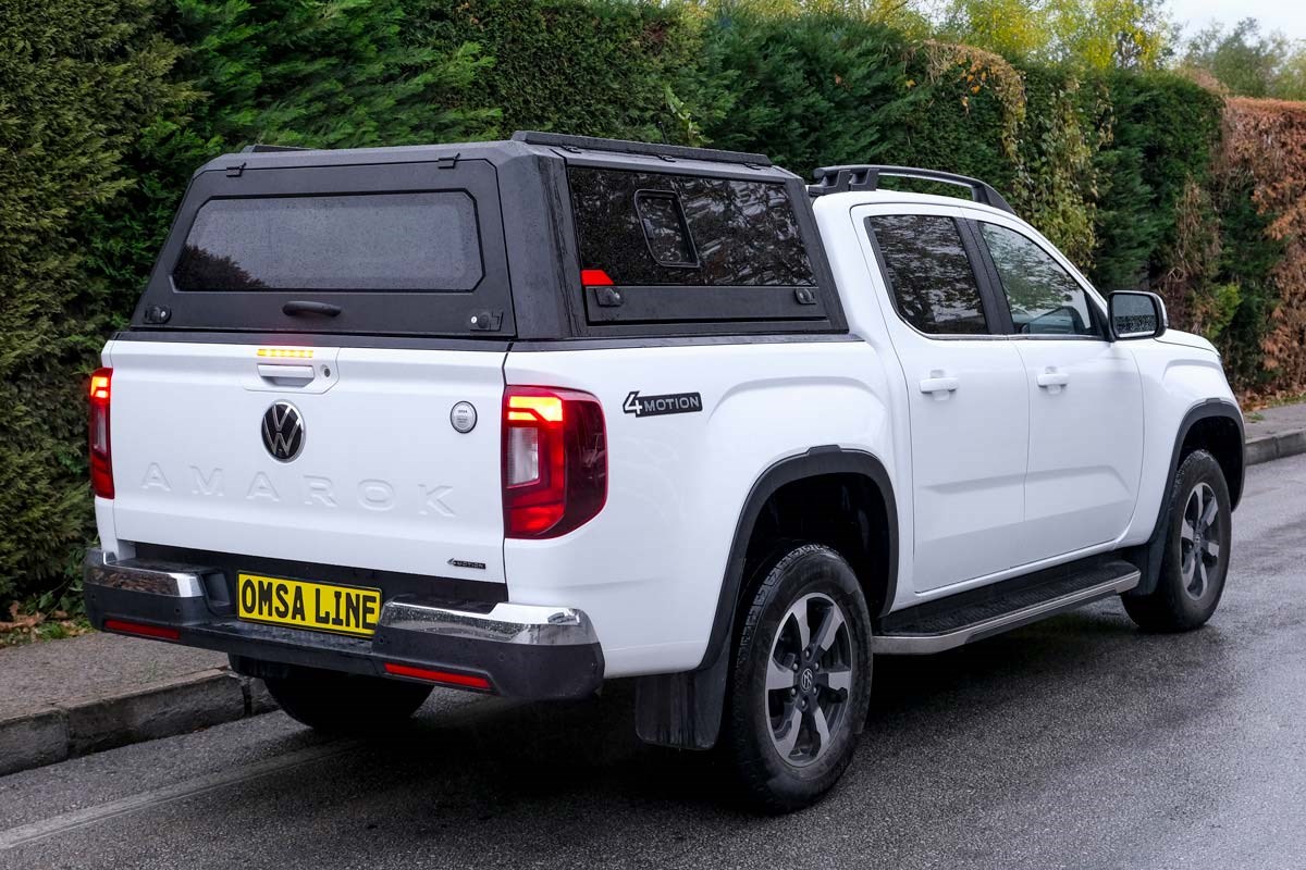 OMSA Toyota Hilux Omcap Camlı Kabin Paslanmaz Çelik Sürgülü Yan Camlar 2015 ve Sonrası