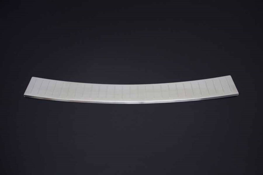 Toyota Auris 2 HB Krom Arka Tampon Eşiği Taşlı 2015-2018 Arası