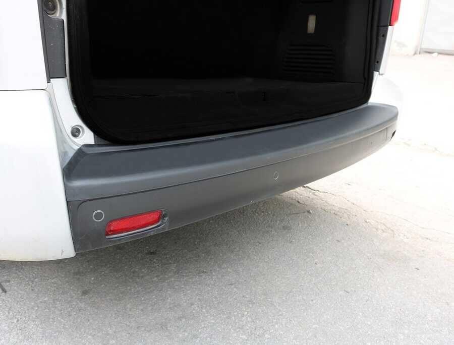 VW Caddy Minivan Arka Tampon Eşiği Plastik 2015-2019 Arası