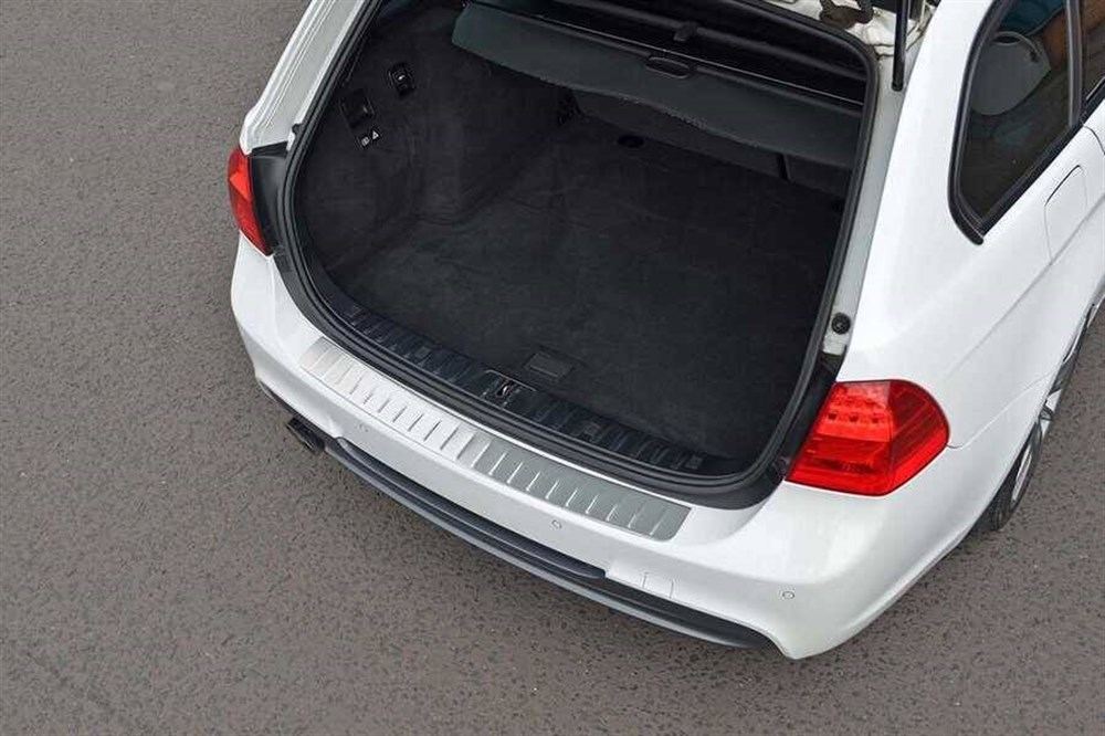 VW Golf 4 Krom Arka Tampon Eşiği Taşlı 1998-2004 Arası