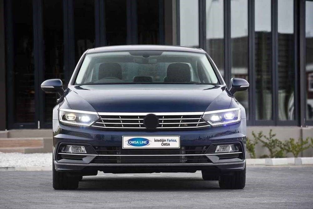 VW Passat B8 Krom Far Üstü Çıta 3 Parça 2015-2019 Arası