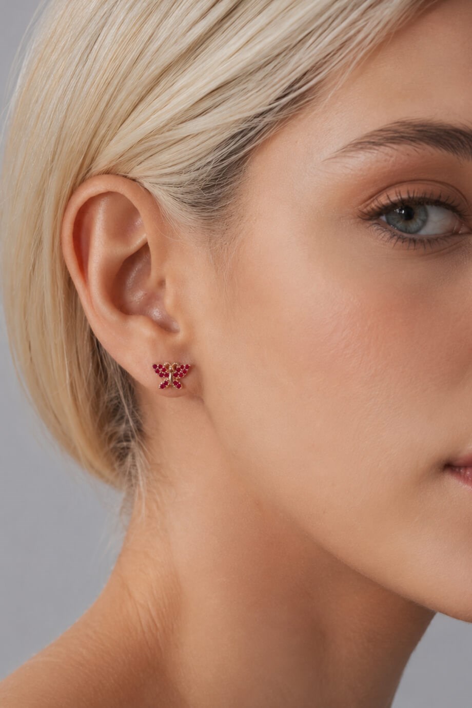Minimal Ruby Taşlı Kelebek Gümüş Küpe