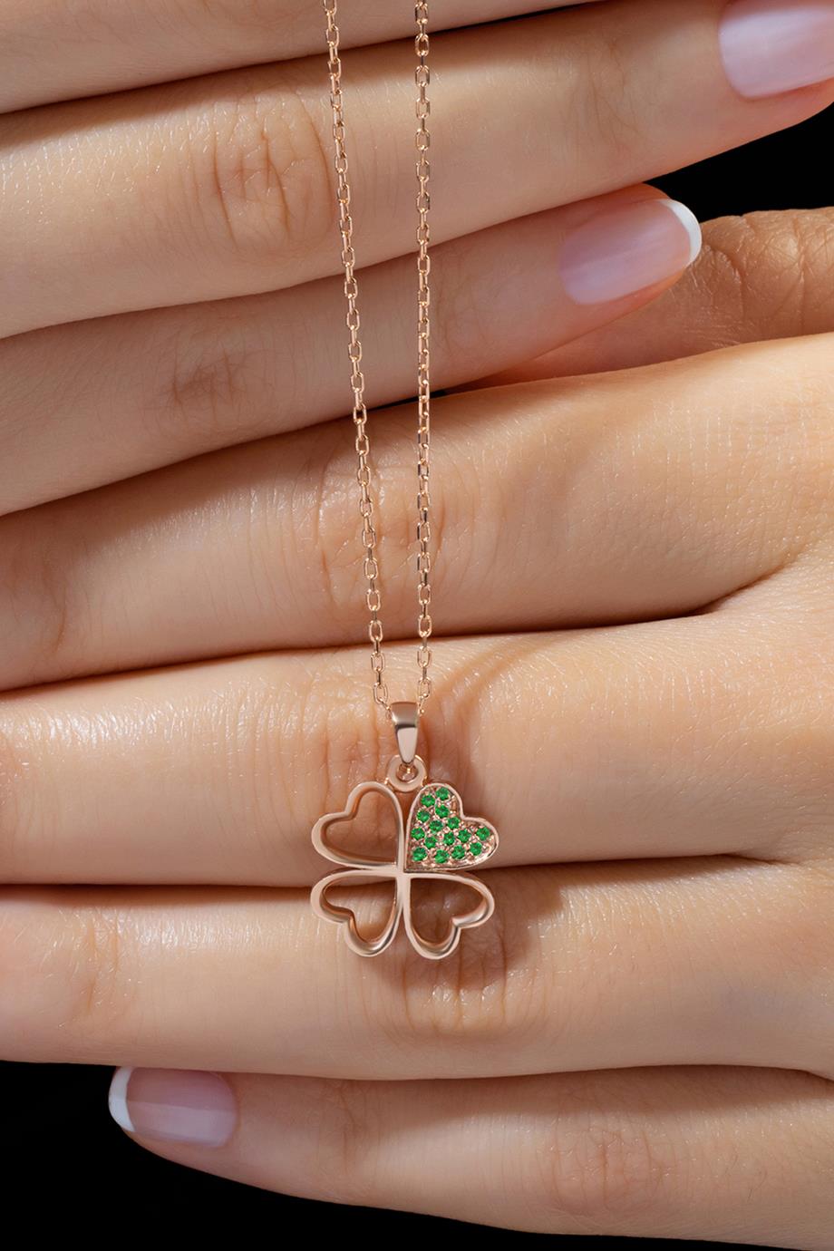 Yonca Gümüş Kolye