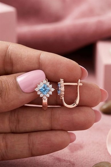 Blue Topaz Taşlı Klipsli Gümüş Küpe