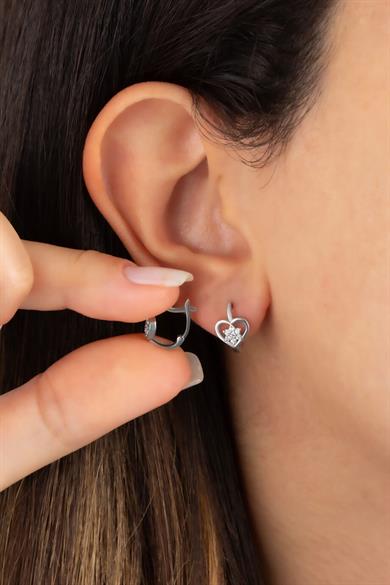 Kalpli Çiçek Figürlü Gümüş Çocuk J Küpe