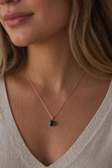 Minimal 6 mm Zümrüt Tek Taşlı Gümüş Kolye