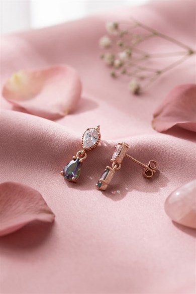Mistik Topaz Damla Taşlı Sallantılı Gümüş Küpe 