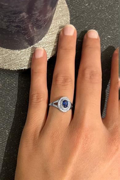 Oval Safir Taşlı Gümüş Yüzük