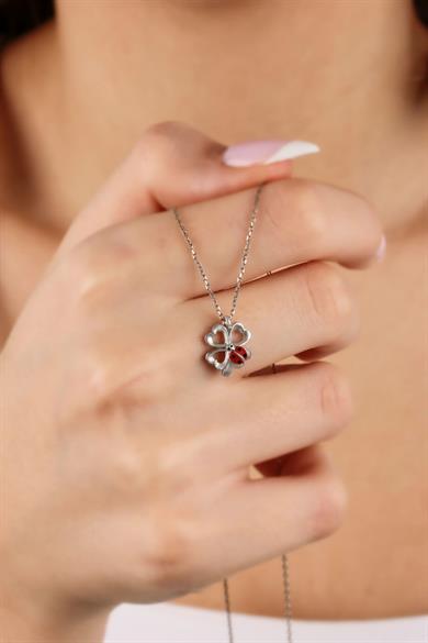 Uğur Böceği Figürlü Yonca Gümüş Kolye