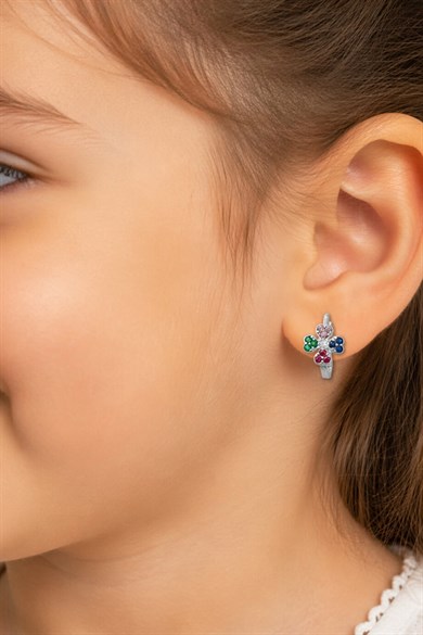 Yonca Figürlü Gümüş Çocuk J Küpe