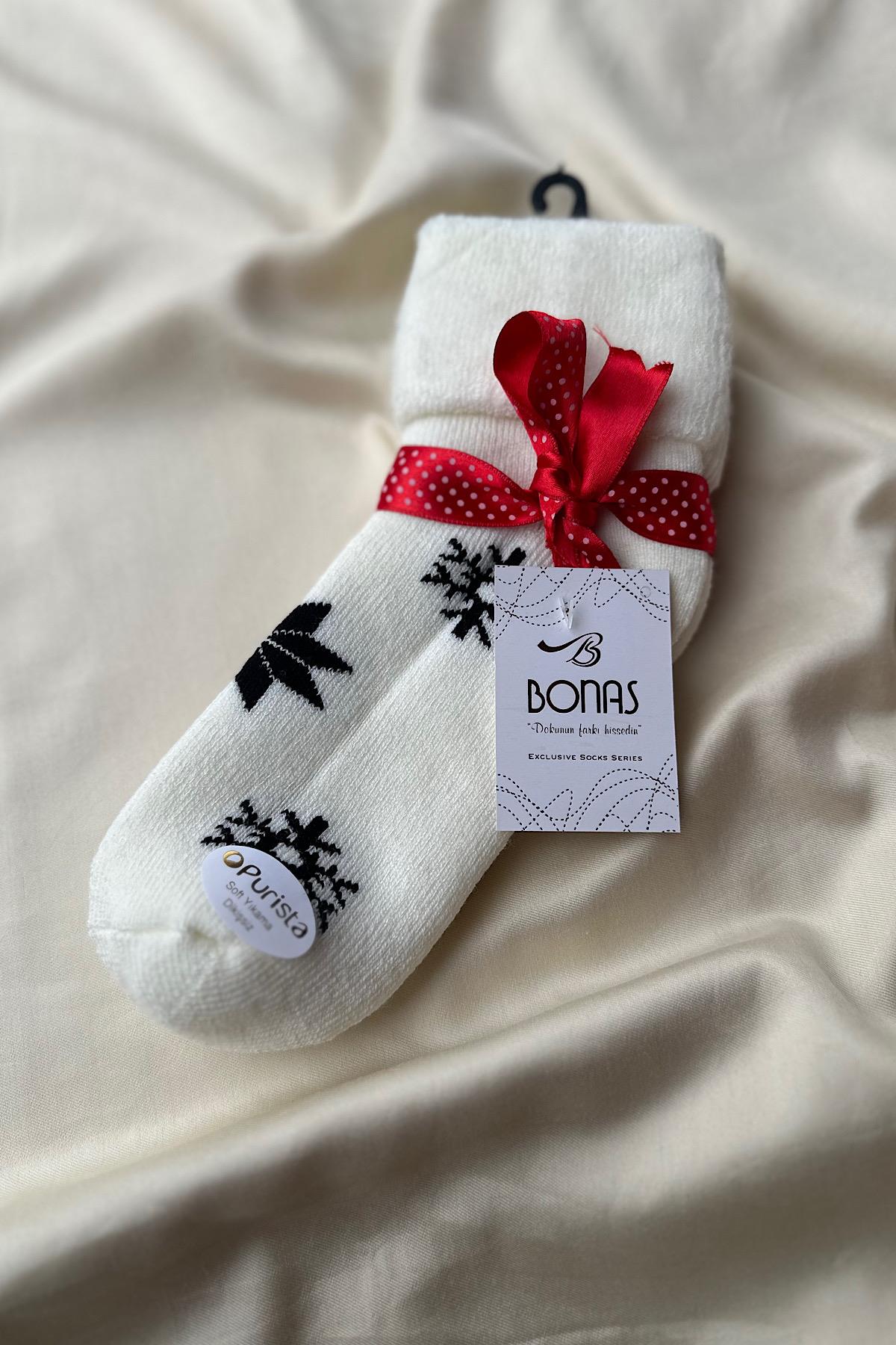 Kar Tanesi Detaylı İçi Polarlı Premium Çorap