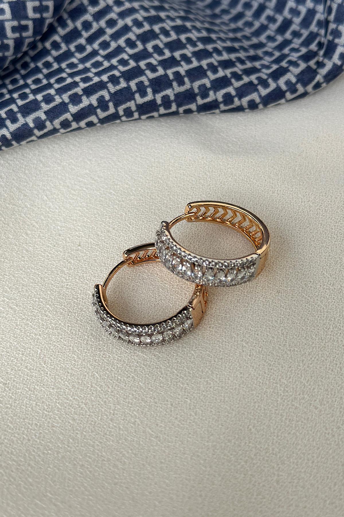 18K Gold Kaplama Exclusive Damla Zirkon Taş  Halka Küpe