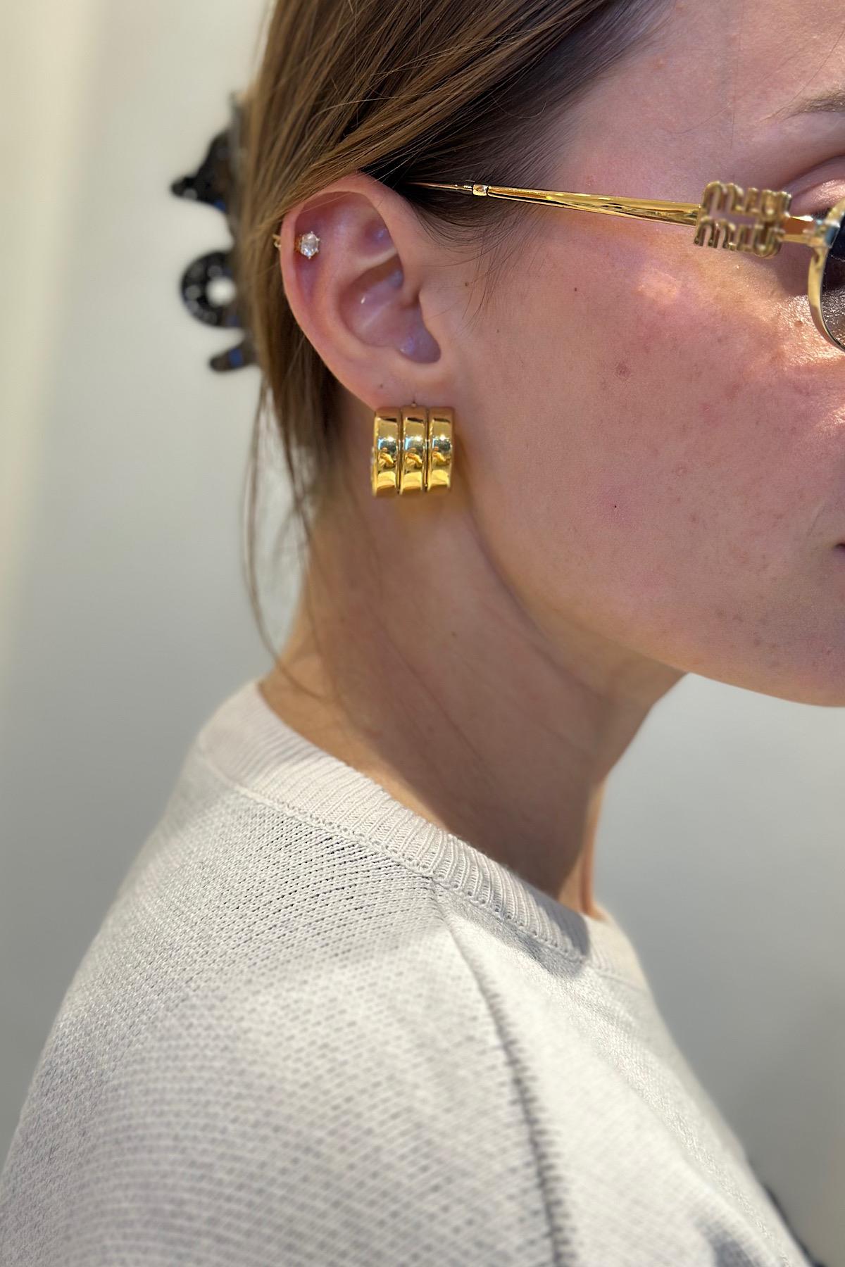 3 Bombeli Tasarım Premium Çelik Halka Küpe (2 x 2 cm)