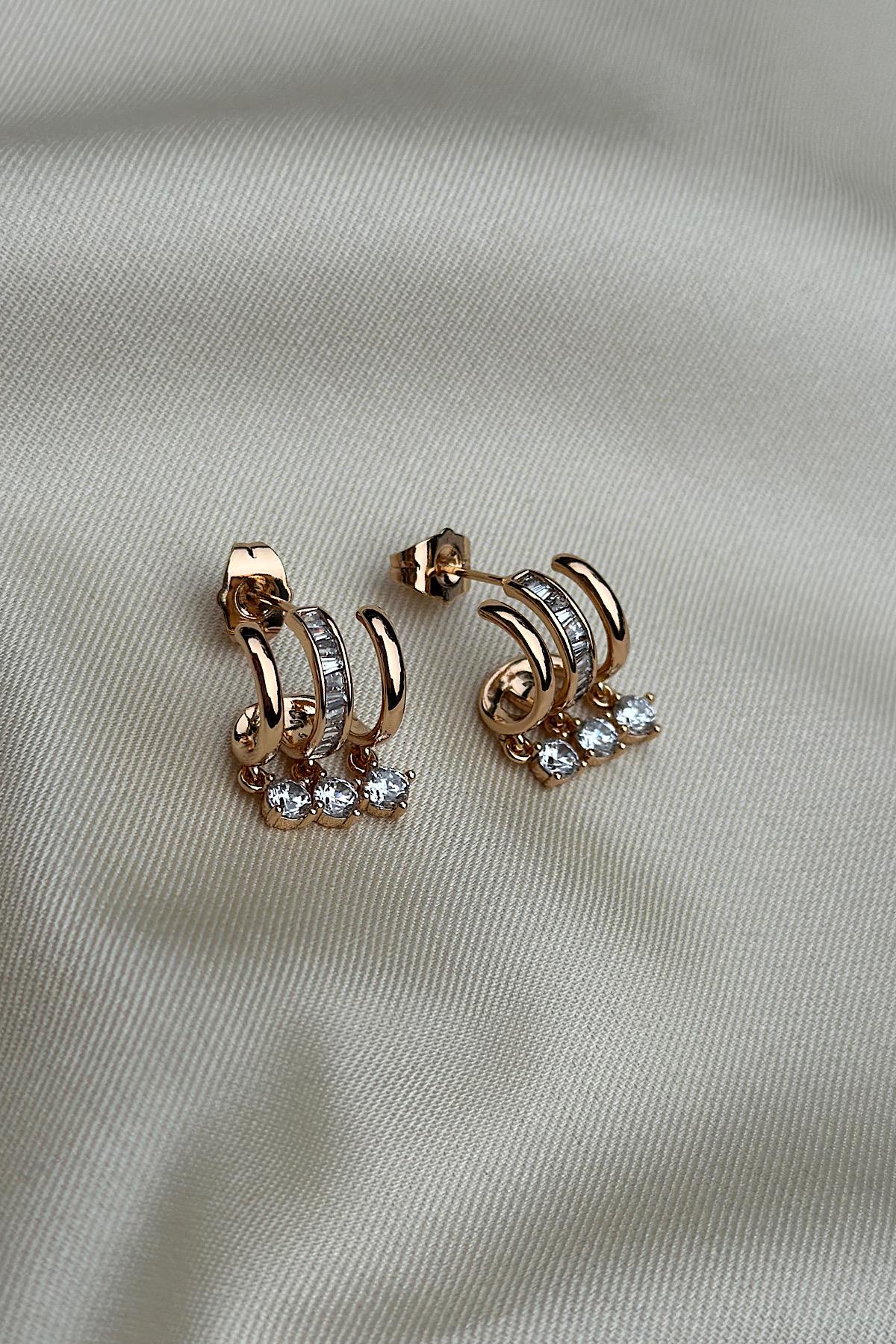 18K Altın Kaplama Ortası Sırataş Taş Sallantılı Küpe