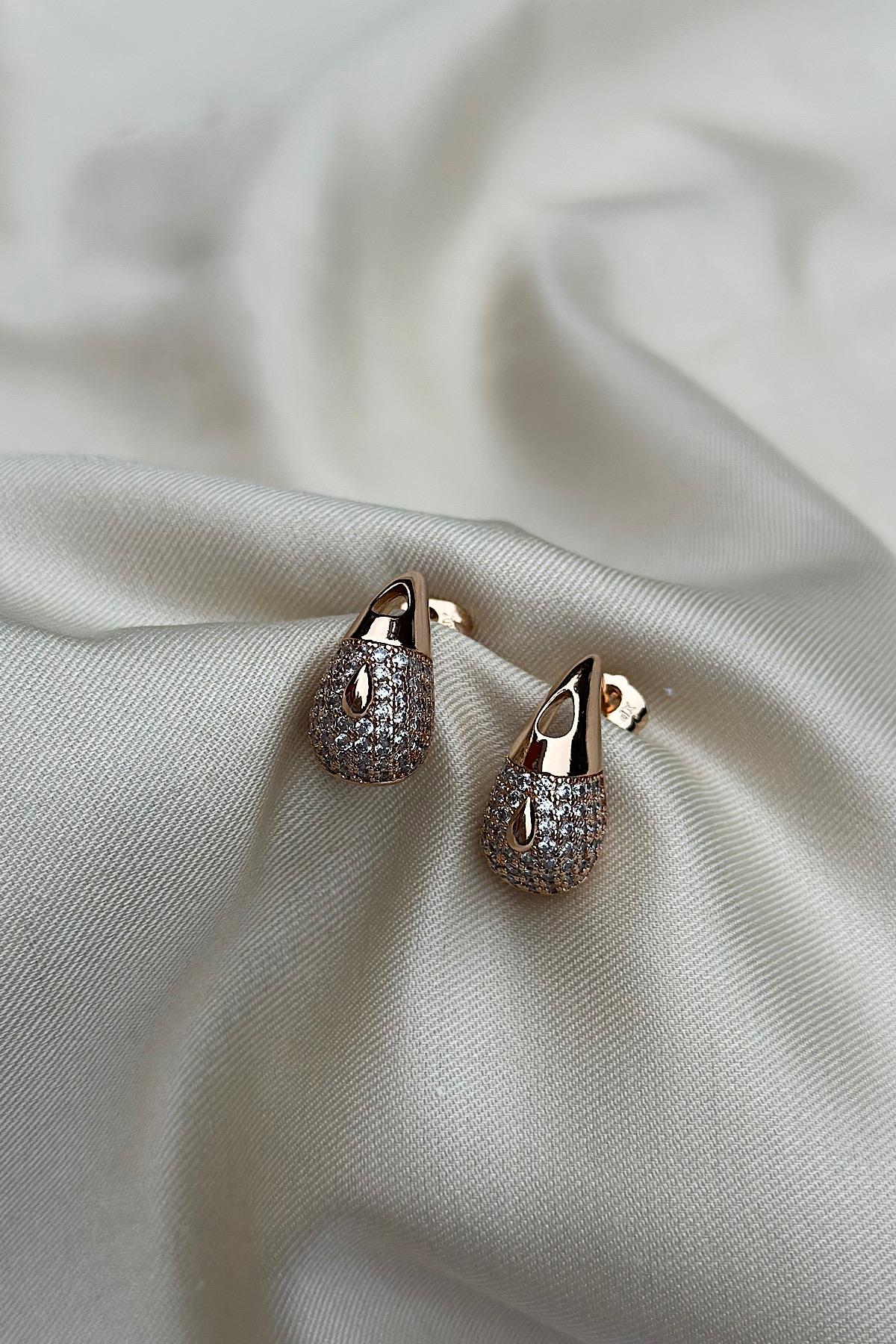 18K Gold Kaplama Botte jr. Ucu Taş Detaylı Premium Küpe