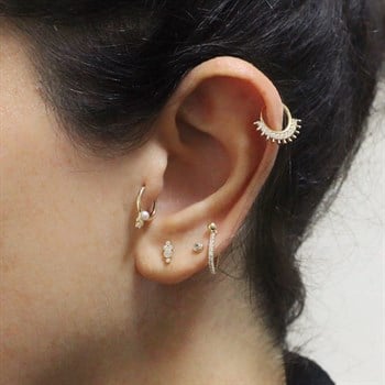 Altın Halka Piercing – İnci ve Üç Taş Markiz