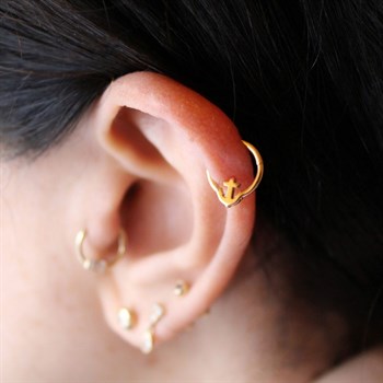 Halka Altın Piercing – Çapa