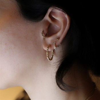 Kalemli Toplu Halka Altın Küpe – 2.5 cm