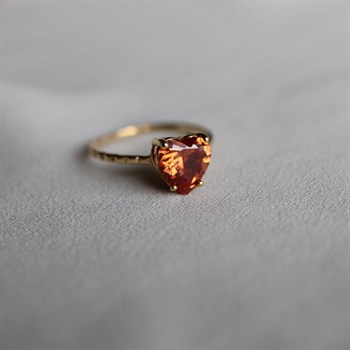 Kalp Kesim Altın Yüzük-Turuncu Taşlı