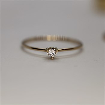 Mini Tek Taş Altın Yüzük – Petite Zirkonia