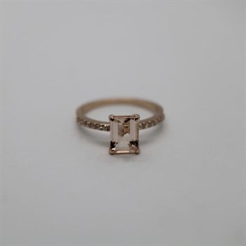 Morganit ve Pırlantalı Altın Yüzük