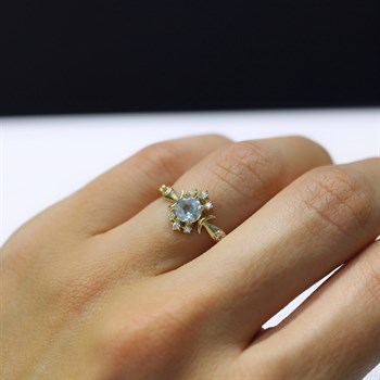 Pırlantalı ve Aquamarine Altın Yüzük