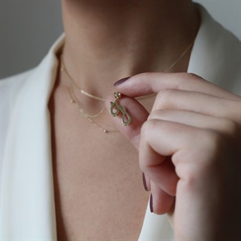 Tek Taş Harf Altın Kolye – Persona J Harfi