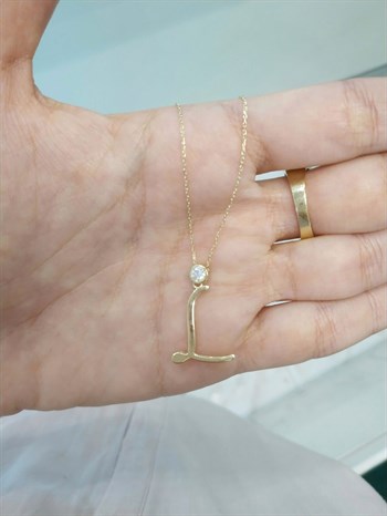 Tek Taş Harf Altın Kolye – Persona L Harfi