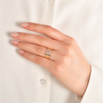  0.13 Karat Pırlanta Harf Yüzük - M Harfli