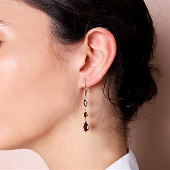 Garnet Taşlı Sallantılı Altın Küpe