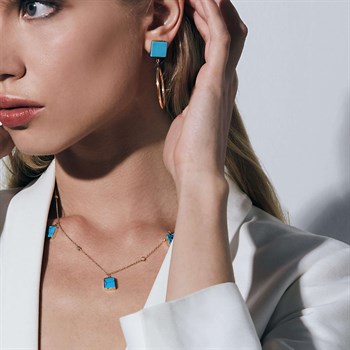 Teal Firuze Taşlı Sallantılı Altın Kolye