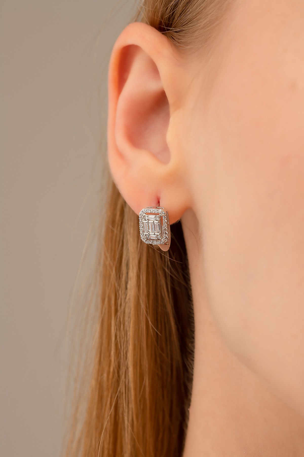 14 AYAR ALTIN BAGET KÜPE