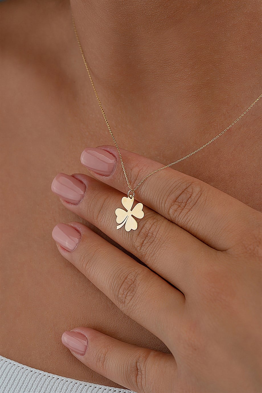 14 Ayar Altın Yonca Kadın Kolye