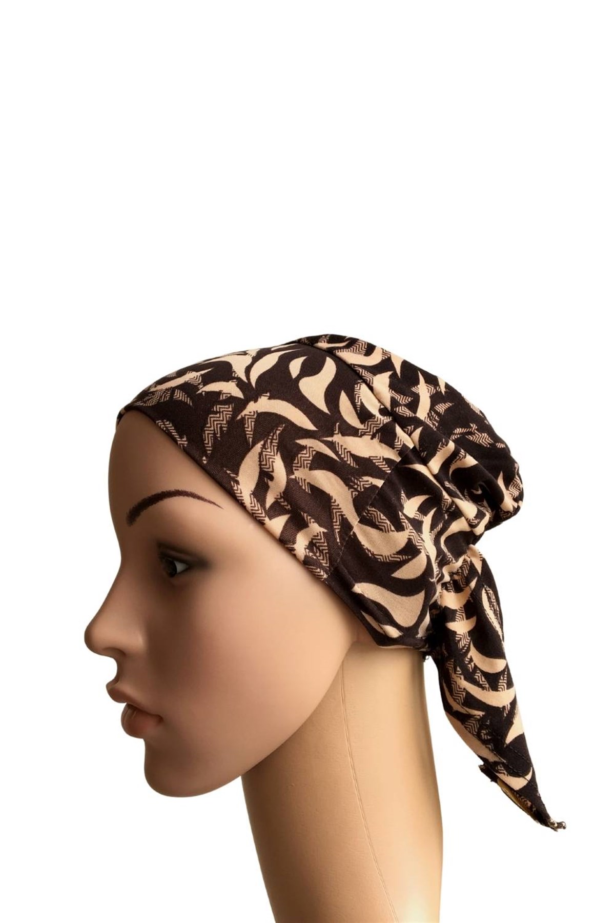 Dikişsiz Geçmeli Kahve Desenli Bone