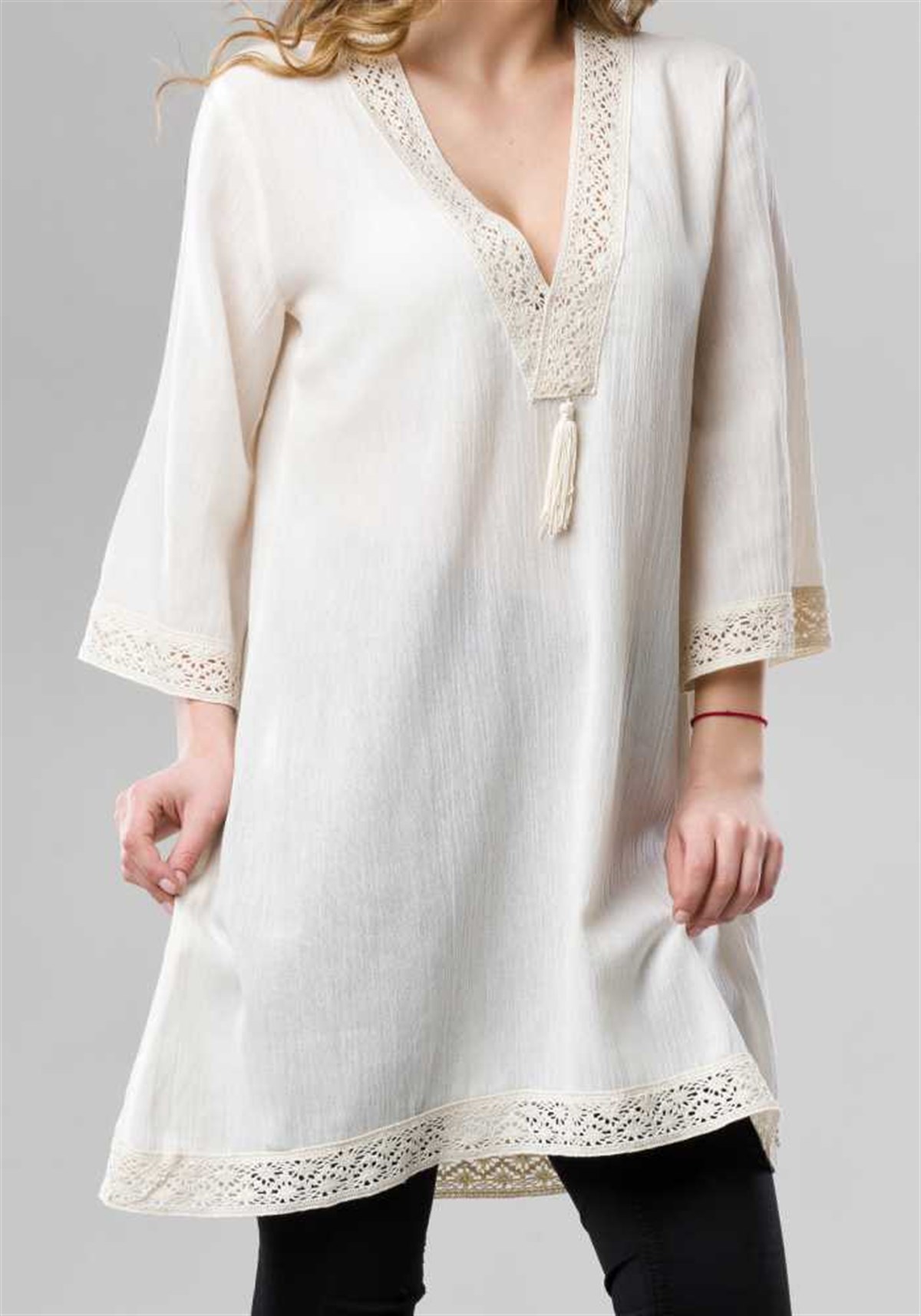tunik v yaka
