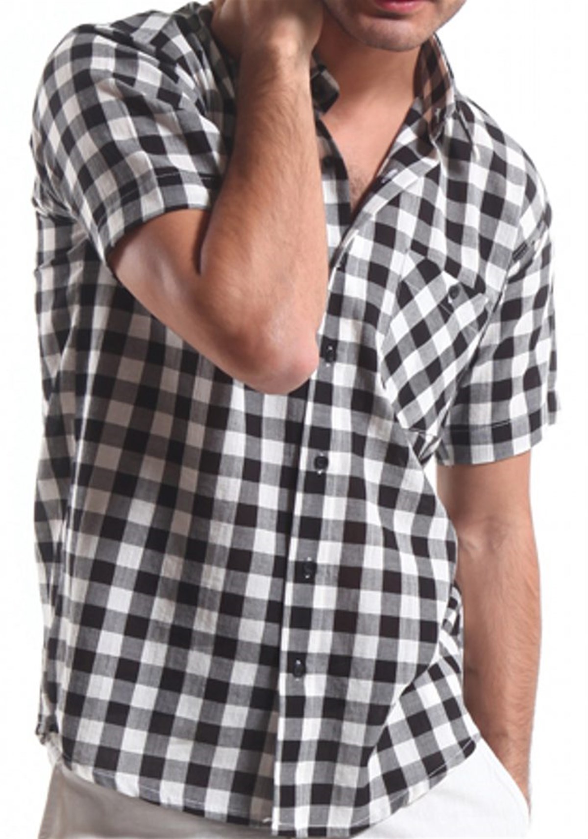 Ekoseli Kısa Kollu Beyaz Siyah Cepli Gömlek