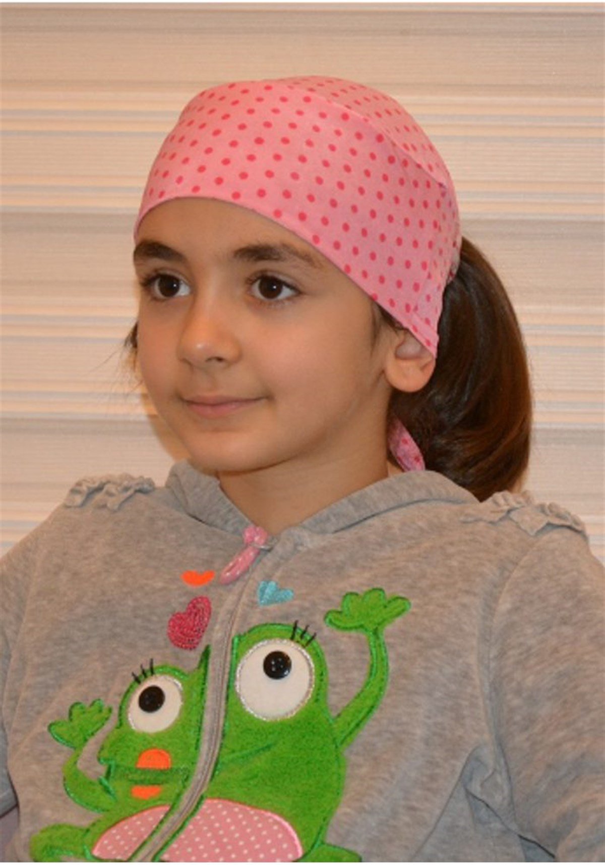 Kırmızı Puanlı Çocuk Bone