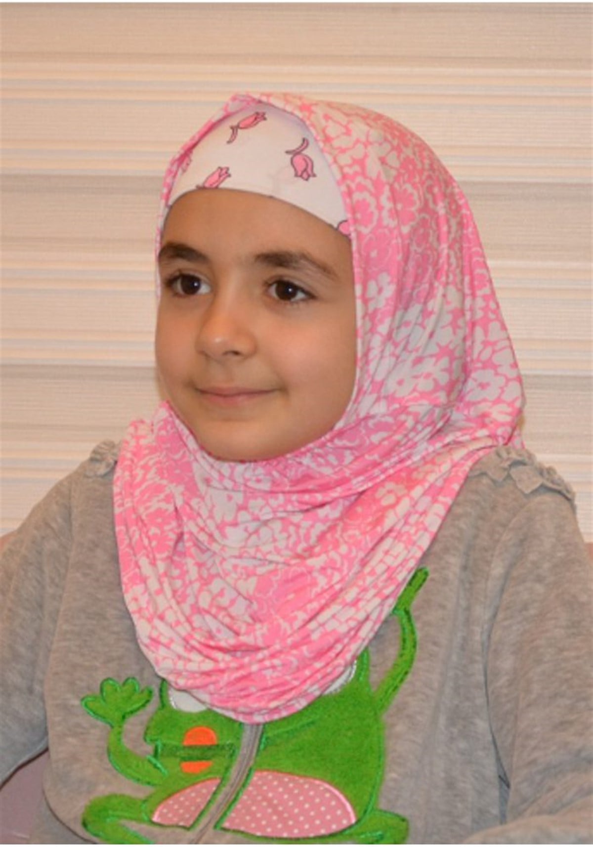 Pembe Dalga Çocuk Pratik Eşarp