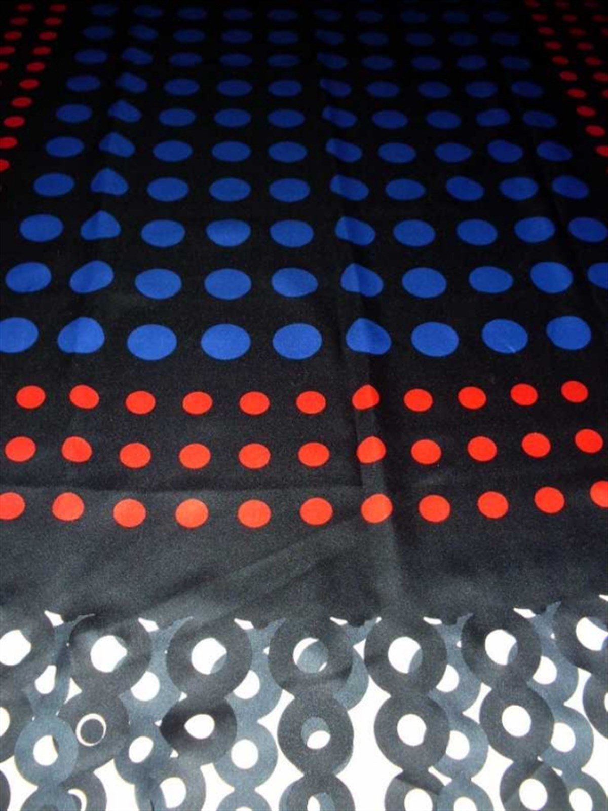 Siyah Puanlı Lazer Şal Tesettür