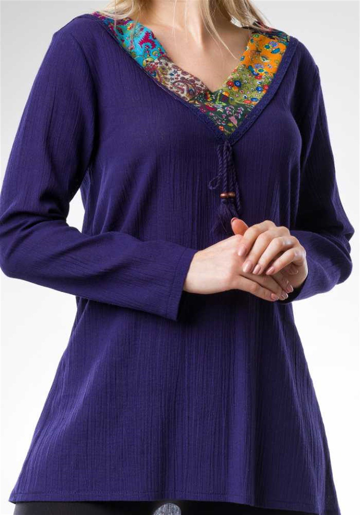 V Yaka Desenli Mor Tunik