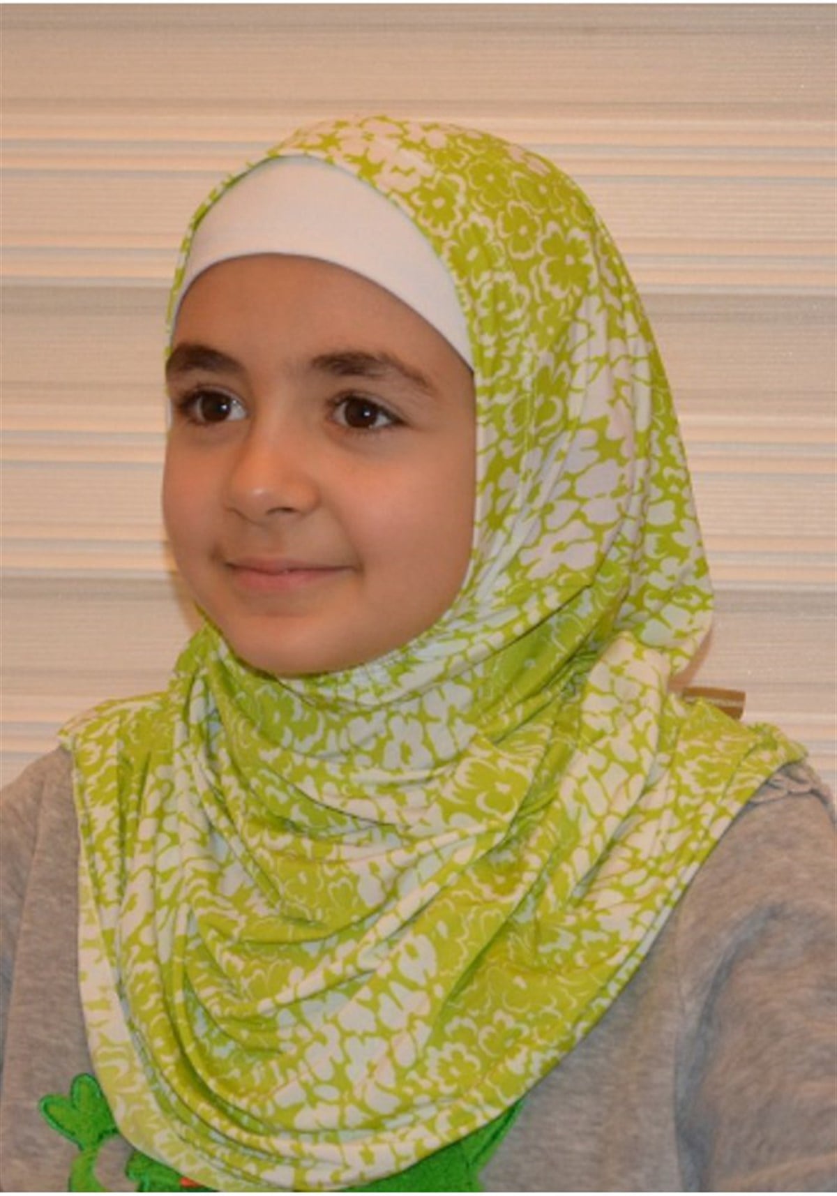 Yeşil Dalga Çocuk Pratik Eşarp