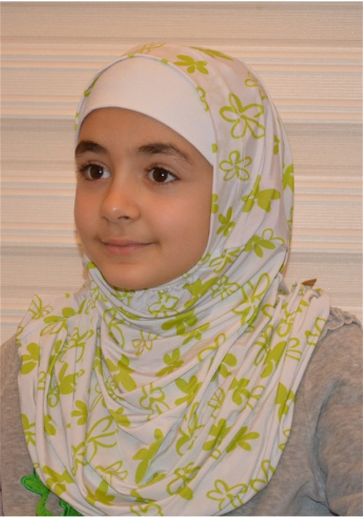 Yeşil Yonca Çocuk Pratik Eşarp - 3712