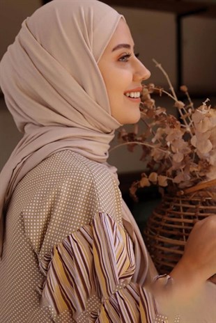 Aybüke Nur Demirci Penye Şal Açık Vizon