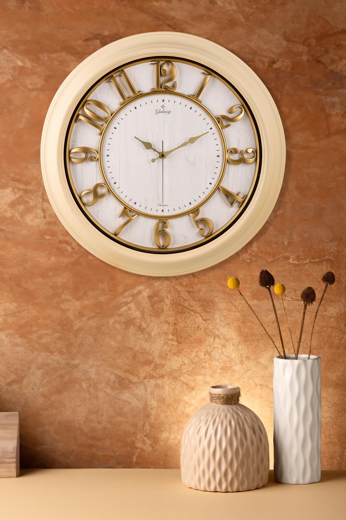 KABARTMA RAKAM DUVAR SAATİ 46 CM