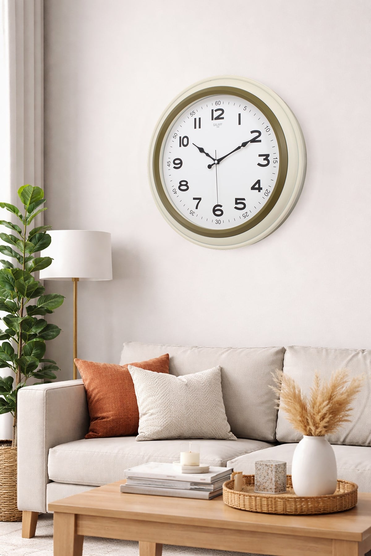 KREM KASA YESIL CERCEVE DUVAR SAATİ 44.5 cm 